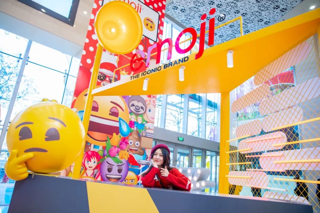 emoji快閃店帶你開啟一段奇樂之旅，拍照打卡都要你好看