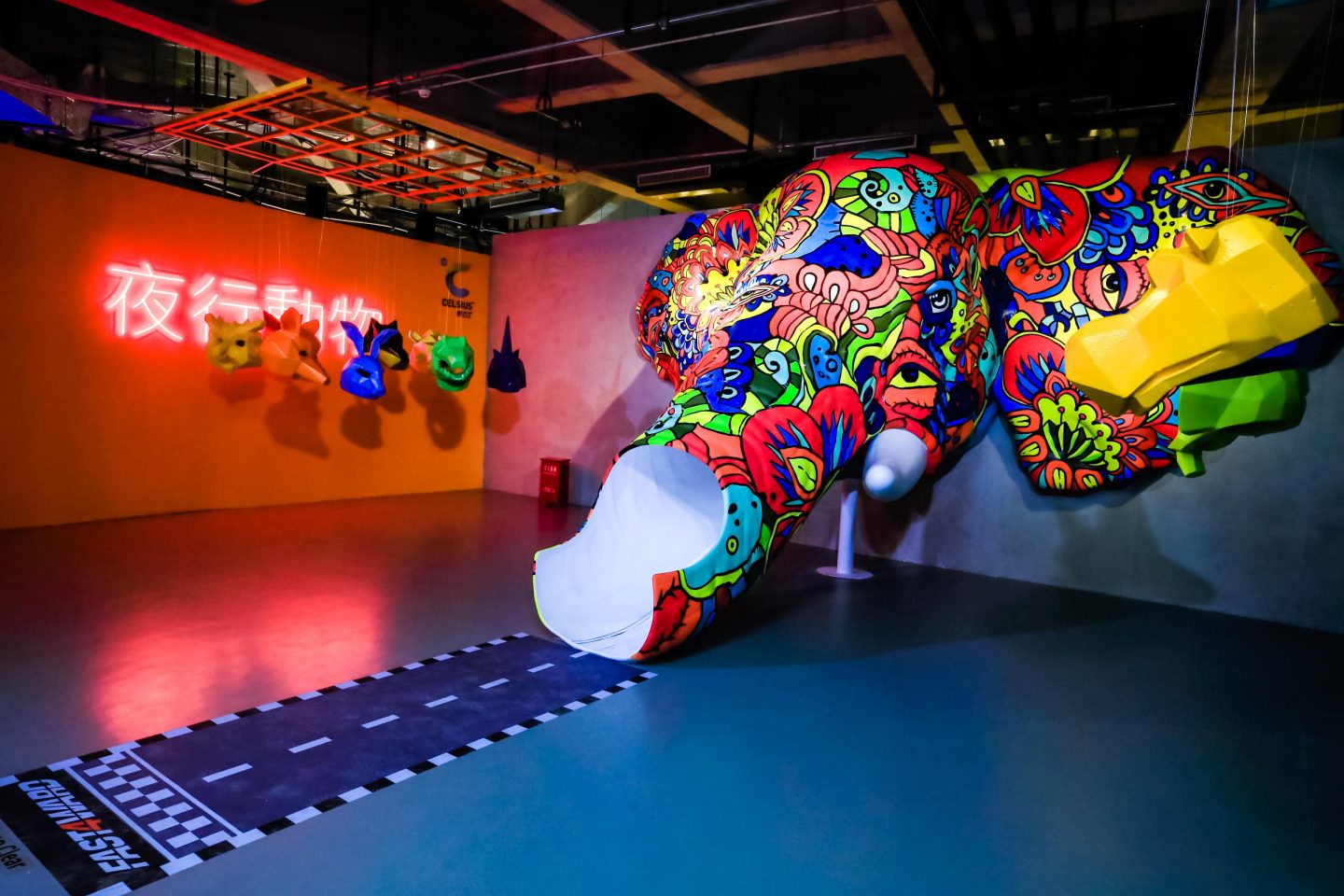 “正經(jīng)動物園”一點都不正經(jīng)，上海沉浸式主題體驗展