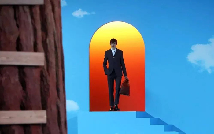 2020秋冬男裝時(shí)裝發(fā)布會(huì)活動(dòng)現(xiàn)場仿佛人間天堂，踏云而至穿梭云間