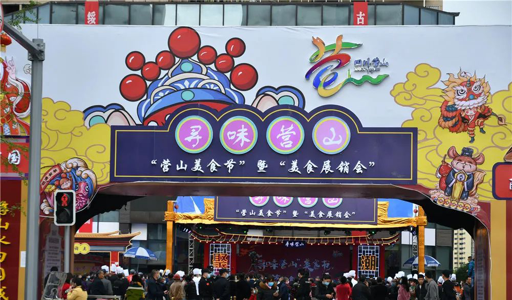 美食節(jié)活動開始了，策劃的一個個美食攤位簡直就是吃貨們的愛
