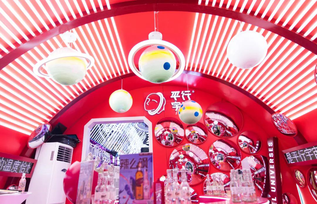 巨型瓶快閃店活動(dòng)策劃自帶氣場(chǎng)，顏值到口味都秒“鯊”你心