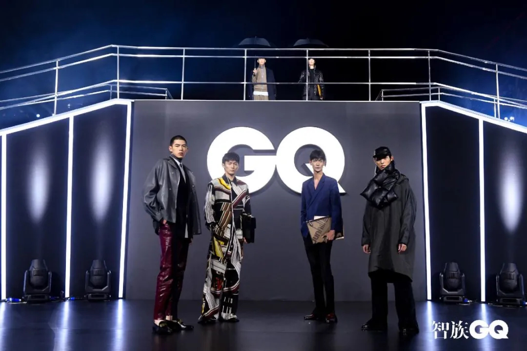 GQ年度人物盛典活動策劃把樓梯打造成國內(nèi)首個(gè)紅毯LIVE SHOW - 第8張 - 會展活動策劃CCASY.COM GQ年度人物盛典活動策劃把樓梯打造成國內(nèi)首個(gè)紅毯LIVE SHOW - 第8張