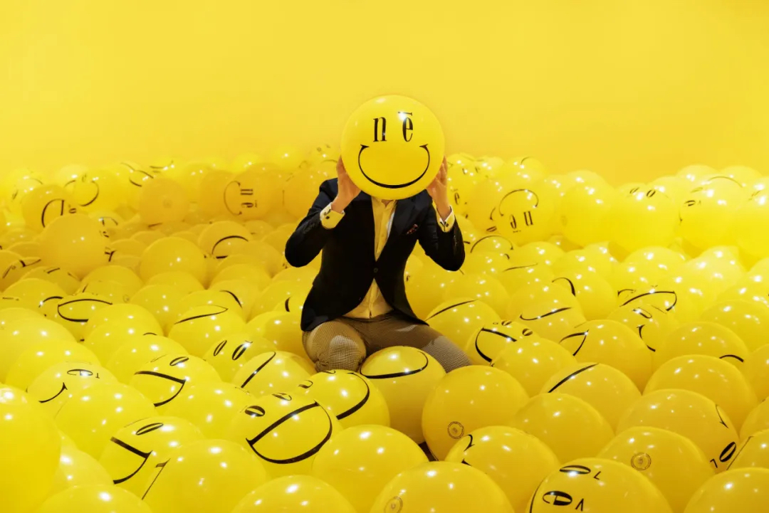 招牌笑臉球emograms新春展覽活動(dòng)策劃超happy，金銀滿屋福滿年