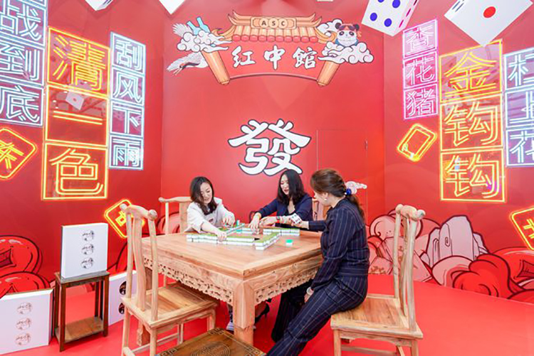 ASC青春正紅快閃活動(dòng)策劃用葡萄酒擁抱了潮文化，非一般視覺(jué)！
